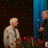 Тадэвуша Кокштыса віншуе віцебскі мастак Фелікс Гумен