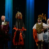 Тадэвуша Кокштыса віншуе мастацкі кіраўнік беларускага тэатра «Лялька» Віктар Клімчук